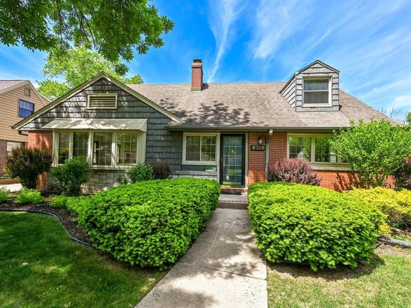 6319 N Bay Ridge AVENUE, Whitefish Bay, WI 53217