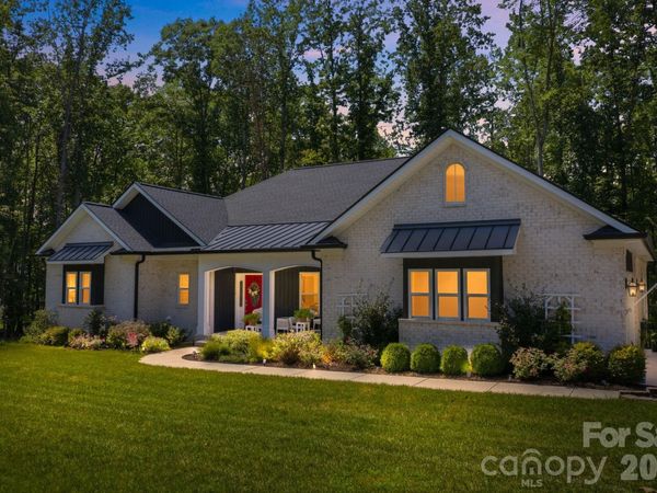 116 Harbor Ridge Drive, Statesville, NC 28677