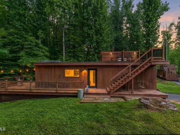 154 State Highway 143, Roan Mountain, TN 37687