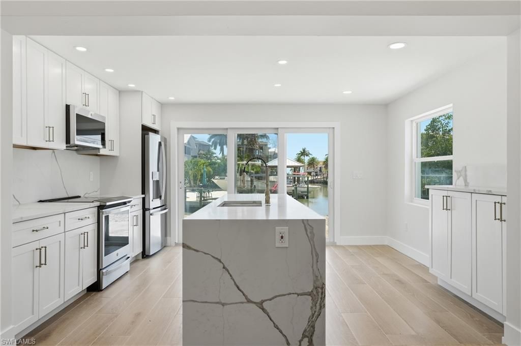 8336 Lagoon Rd, Fort Myers Beach, FL 33931 Photo