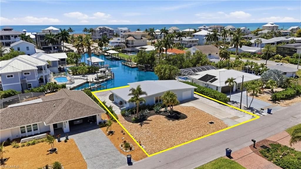 8336 Lagoon Rd, Fort Myers Beach, FL 33931 Photo