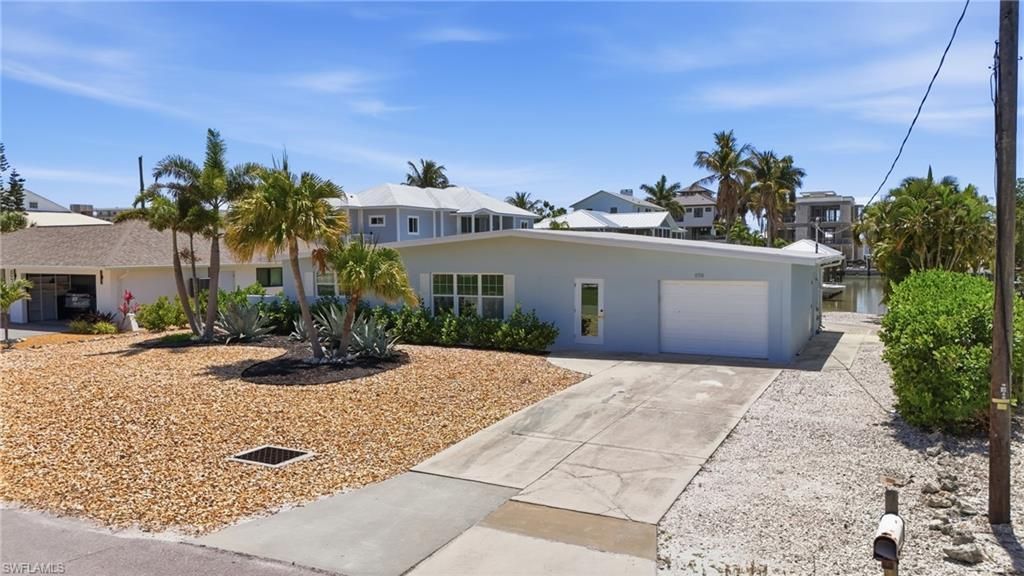 8336 Lagoon Rd, Fort Myers Beach, FL 33931 Photo
