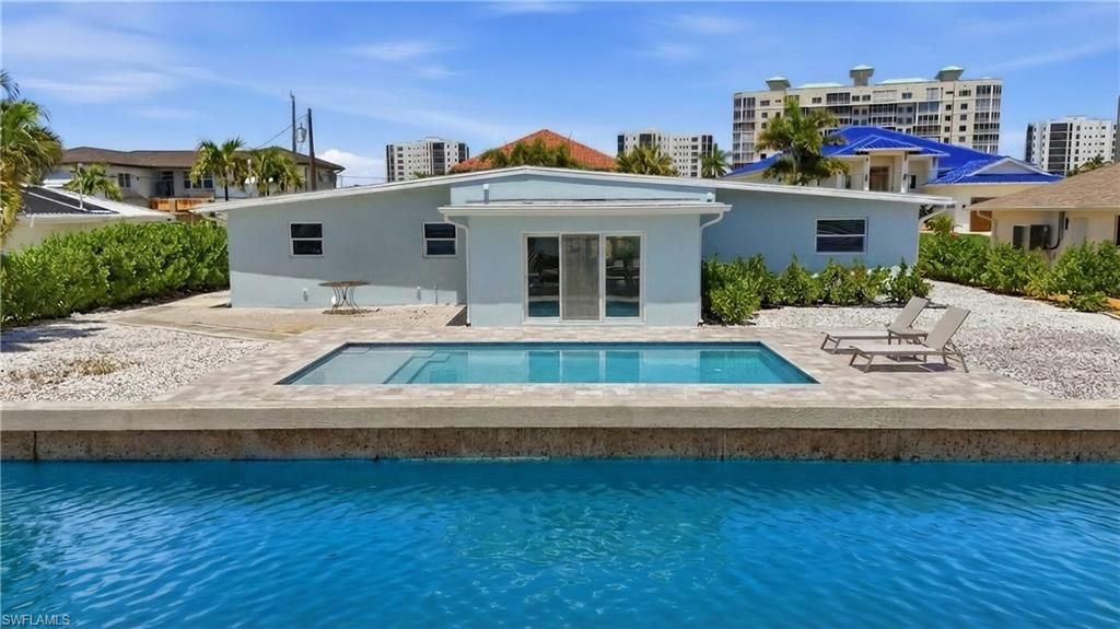8336 Lagoon Rd, Fort Myers Beach, FL 33931 Photo
