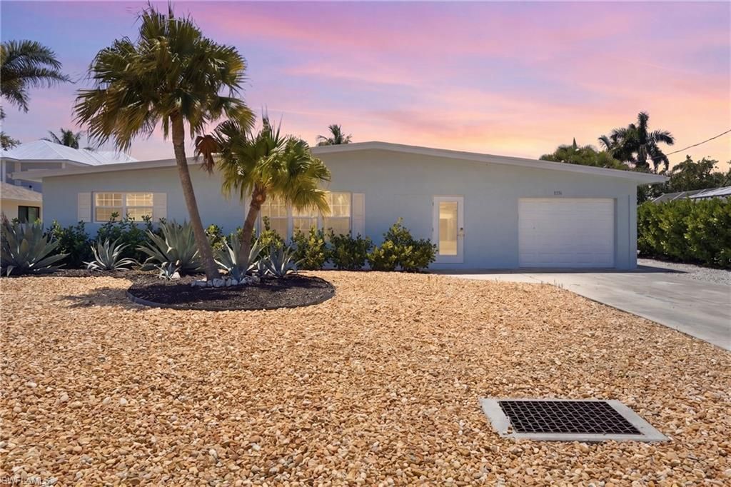 8336 Lagoon Rd, Fort Myers Beach, FL 33931 Photo