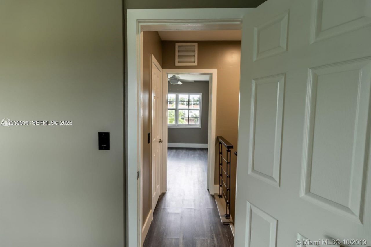 733 85th St , Unit B, Miami Beach, FL 33141 Photo