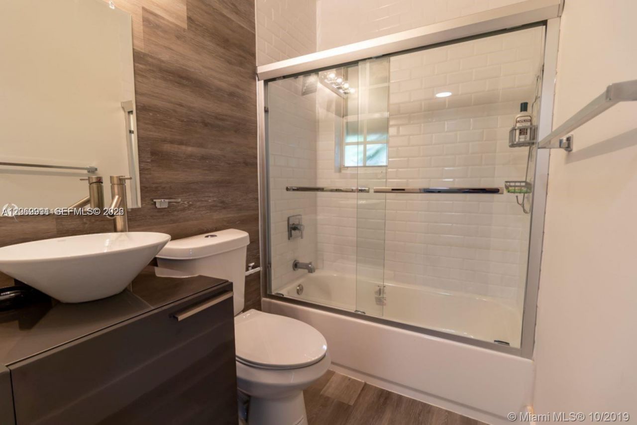 733 85th St , Unit B, Miami Beach, FL 33141 Photo