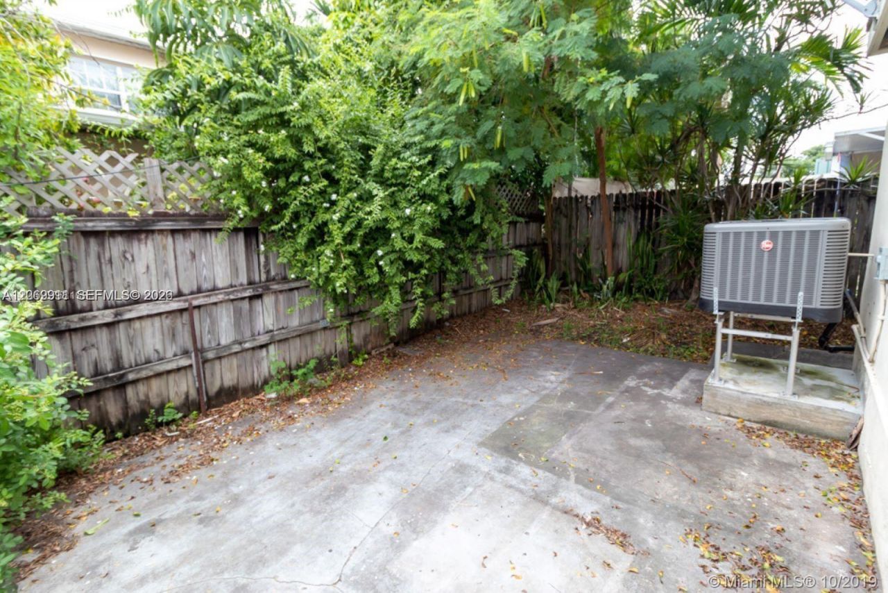 733 85th St , Unit B, Miami Beach, FL 33141 Photo