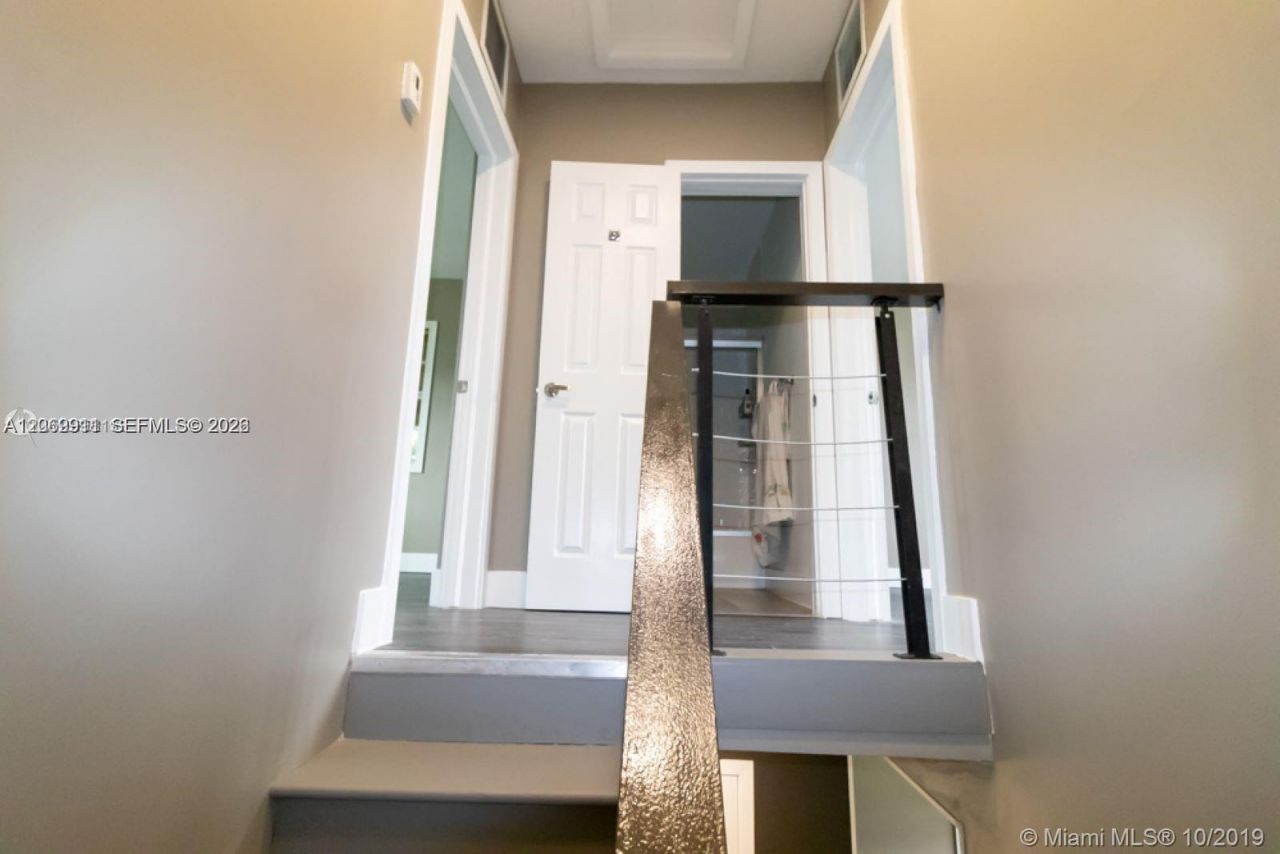733 85th St , Unit B, Miami Beach, FL 33141 Photo