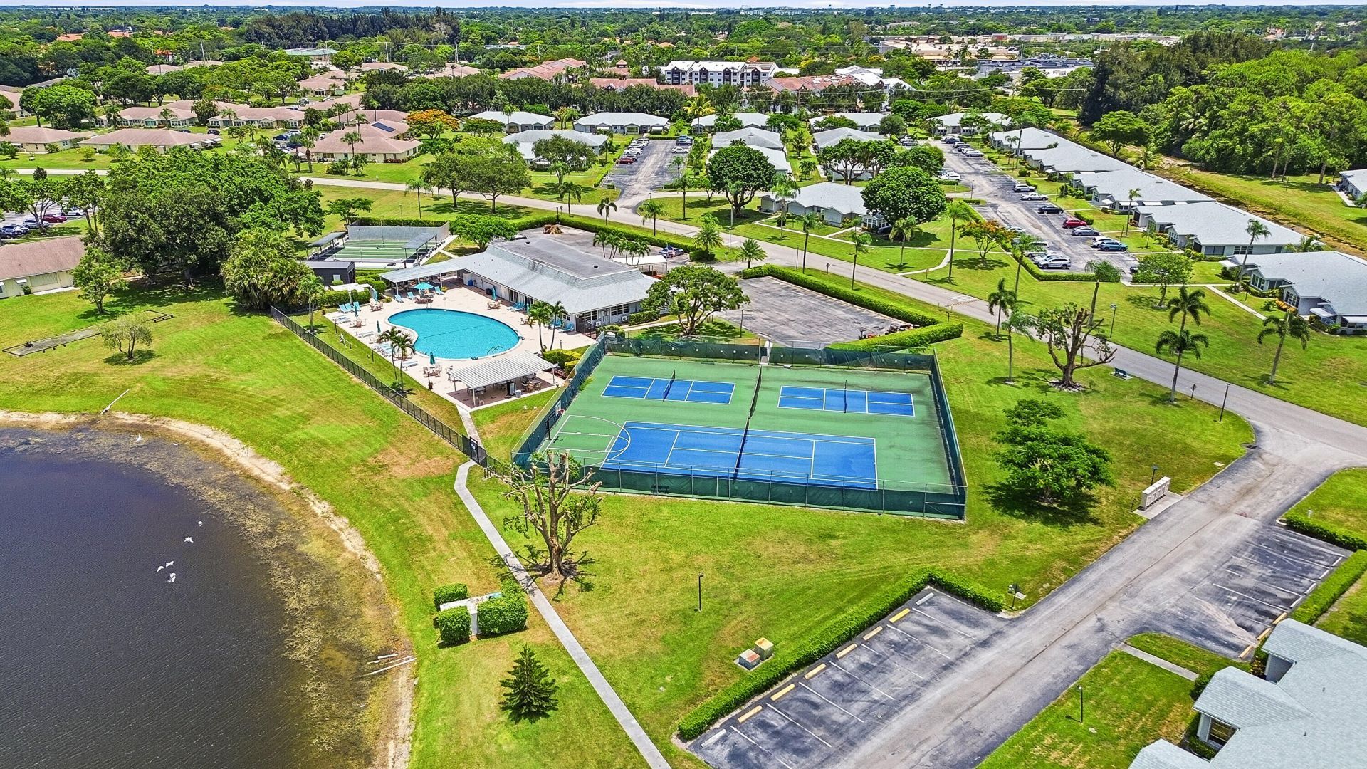 14499 Canalview Drive, Unit D, Delray Beach, FL 33484 Photo