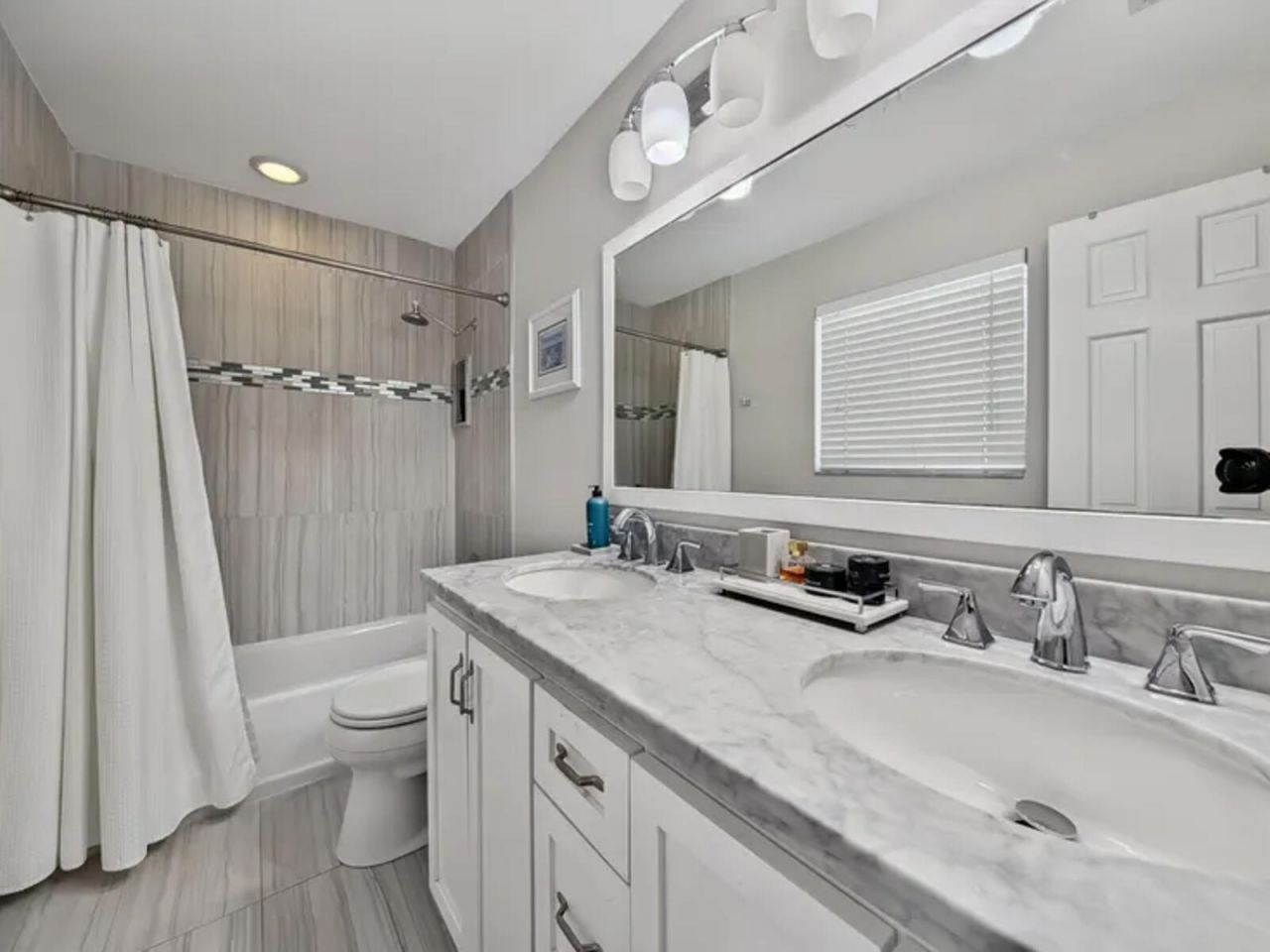 2125 NE 17th Terrace, Wilton Manors, FL 33305 Photo