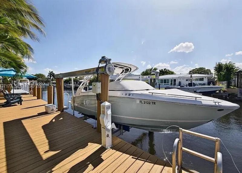 2125 NE 17th Terrace, Wilton Manors, FL 33305 Photo