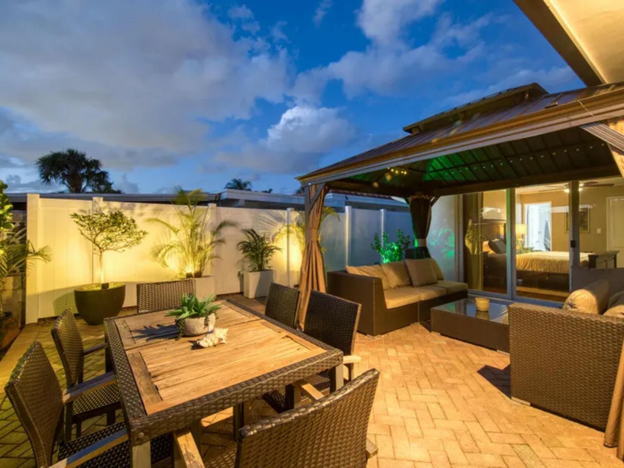 2125 NE 17th Terrace, Wilton Manors, FL 33305 Photo