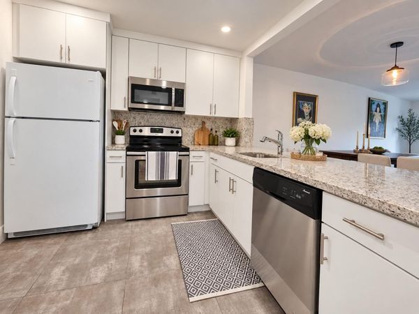 7915 Camino Real, Unit Apt N416, Miami, FL 33143