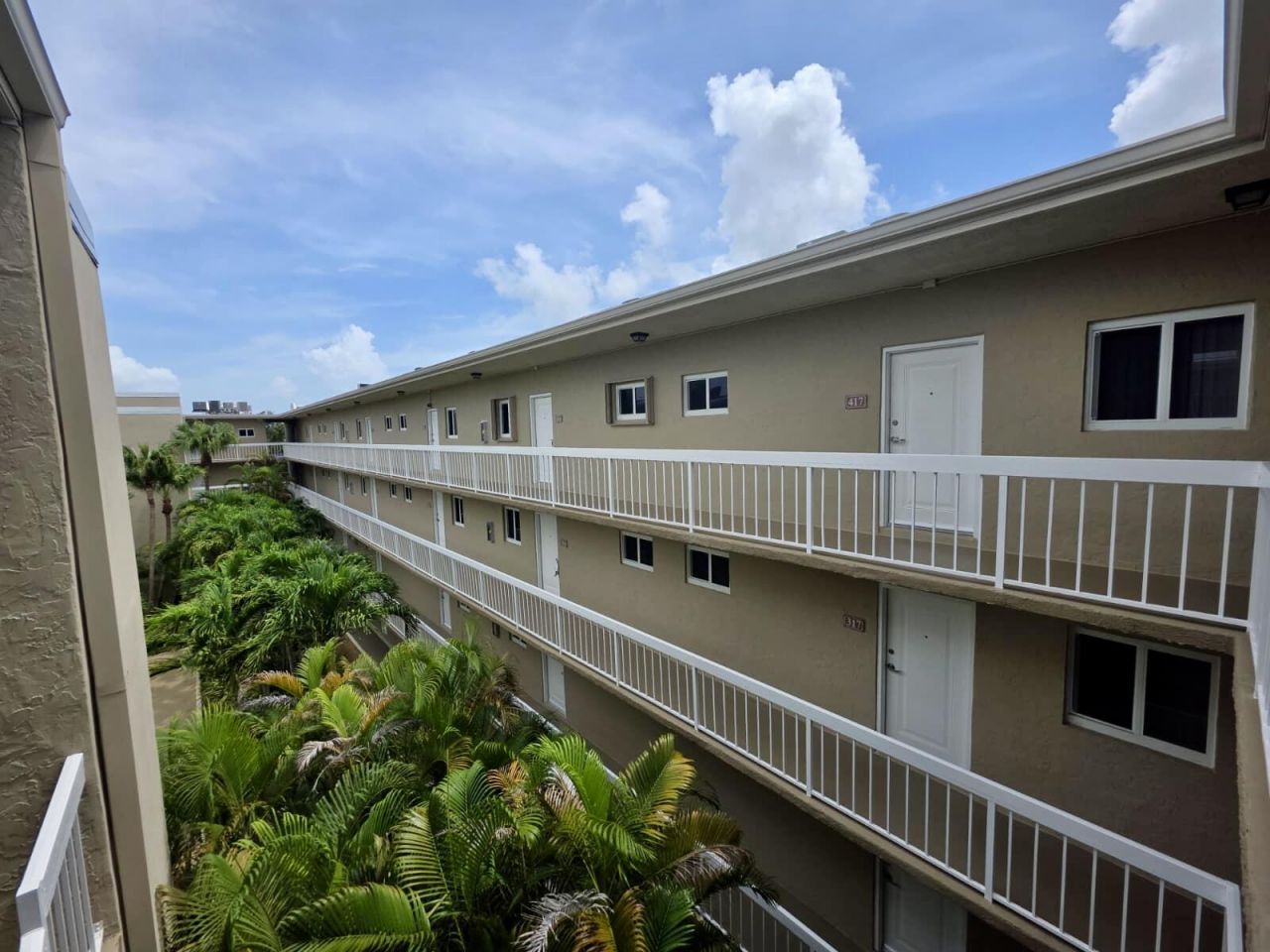 7915 Camino Real, Unit Apt N416, Miami, FL 33143 Photo