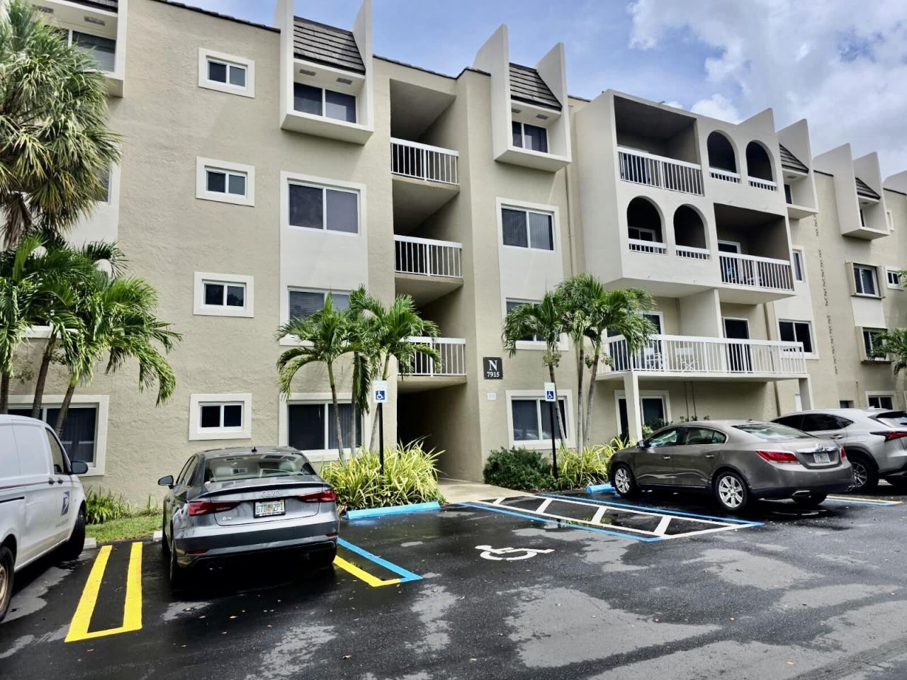 7915 Camino Real, Unit Apt N416, Miami, FL 33143 Photo