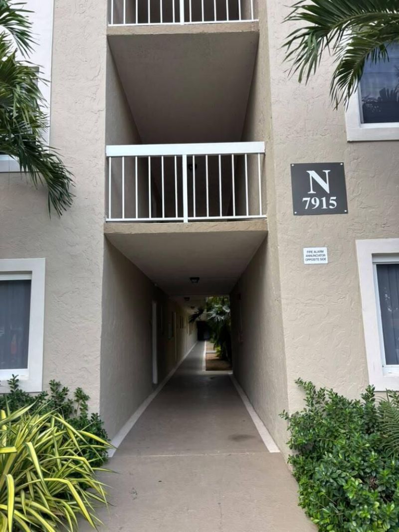 7915 Camino Real, Unit Apt N416, Miami, FL 33143 Photo
