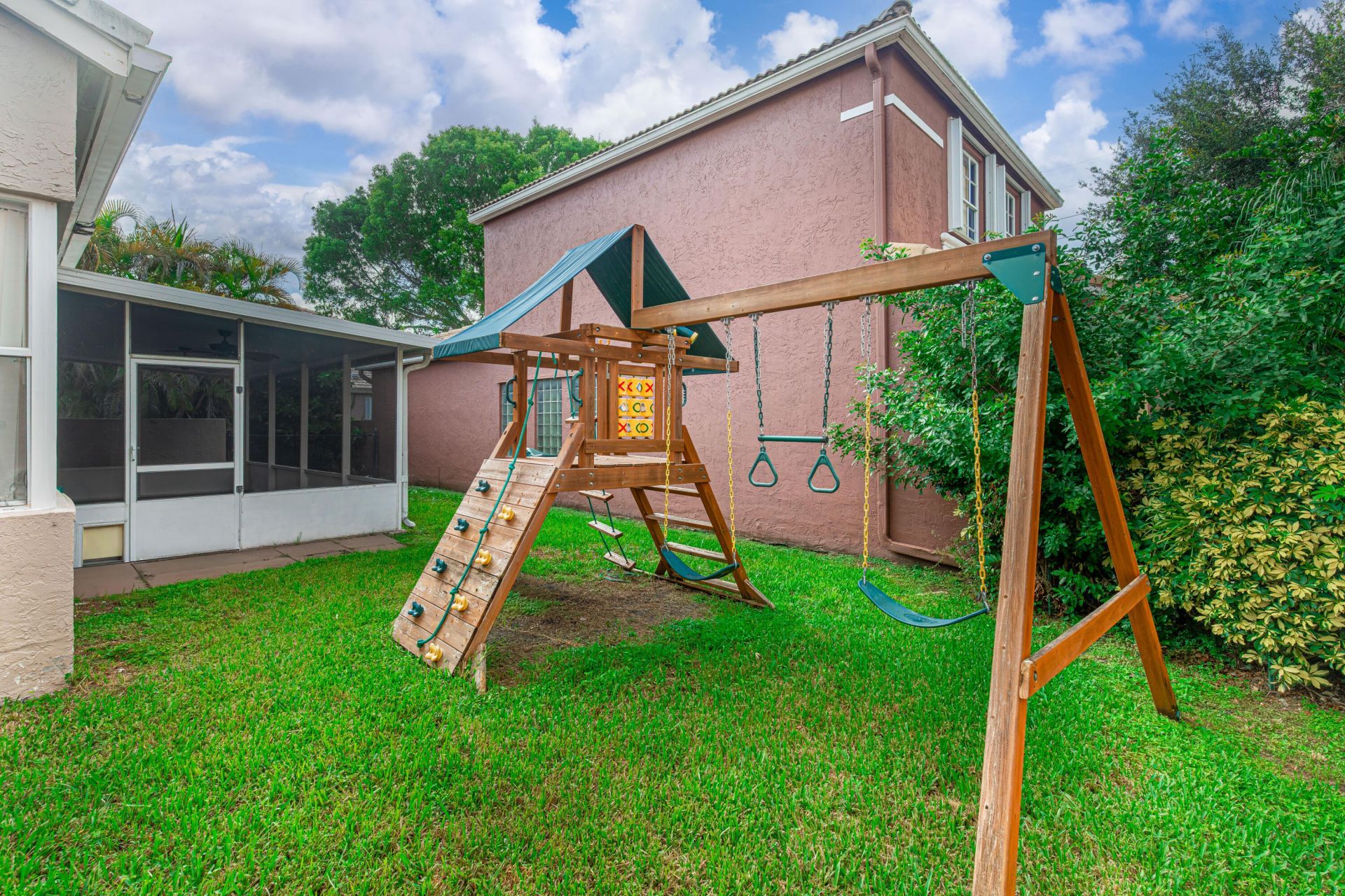 10682 NW 48th Street, Coral Springs, FL 33076 Photo
