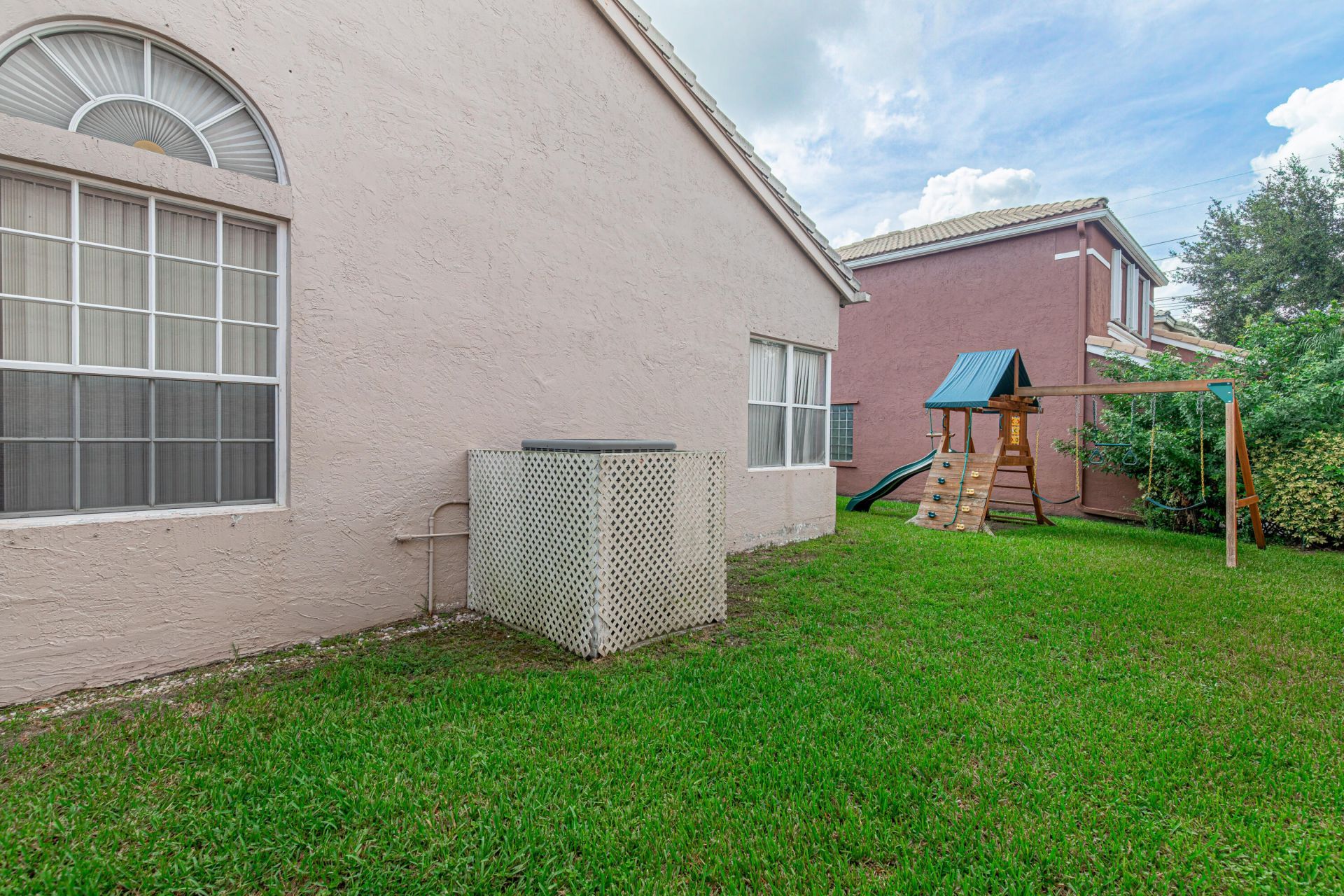 10682 NW 48th Street, Coral Springs, FL 33076 Photo