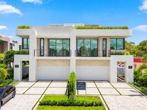130 NE Wavecrest Way, Boca Raton, FL 33432