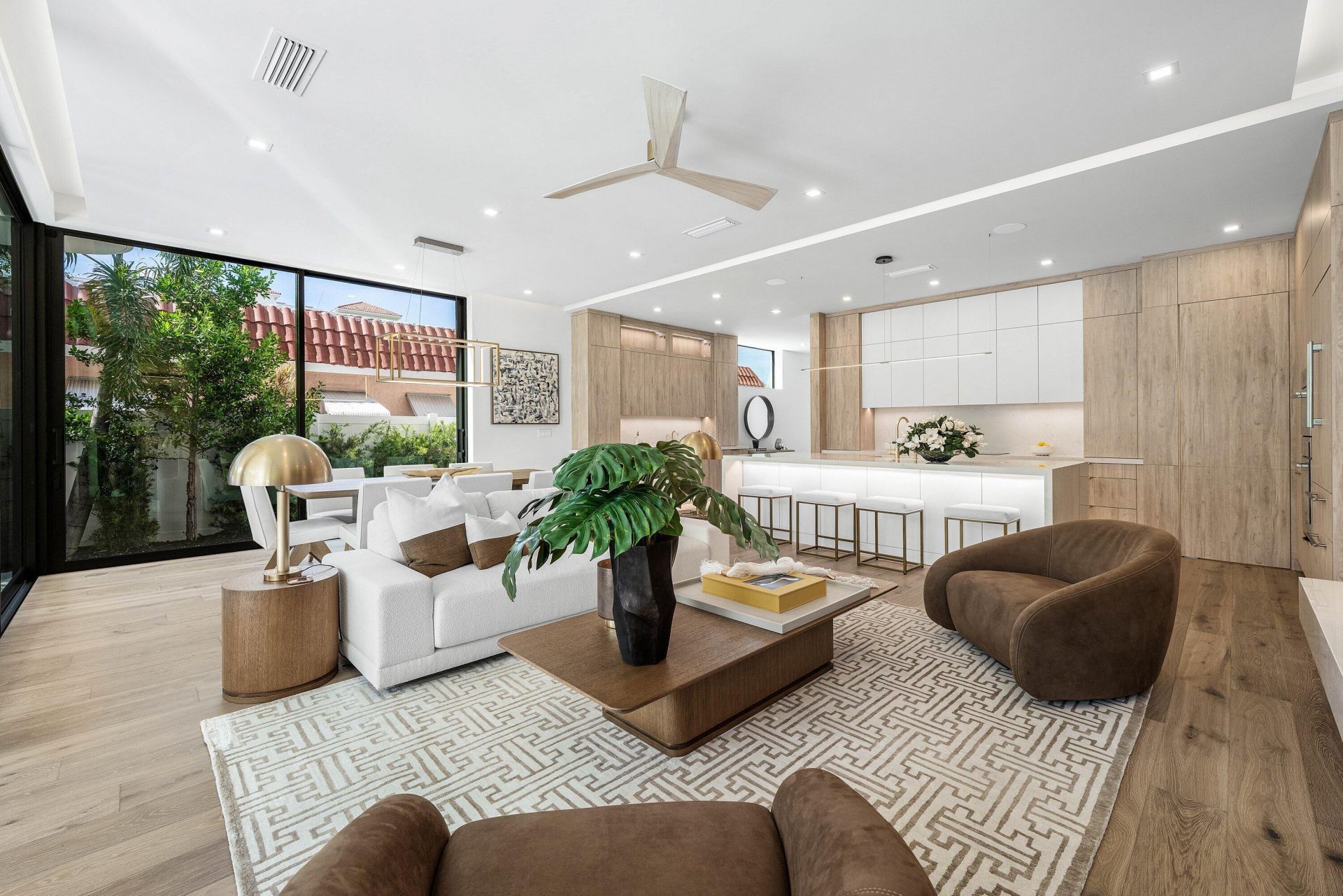 130 NE Wavecrest Way, Boca Raton, FL 33432 Photo