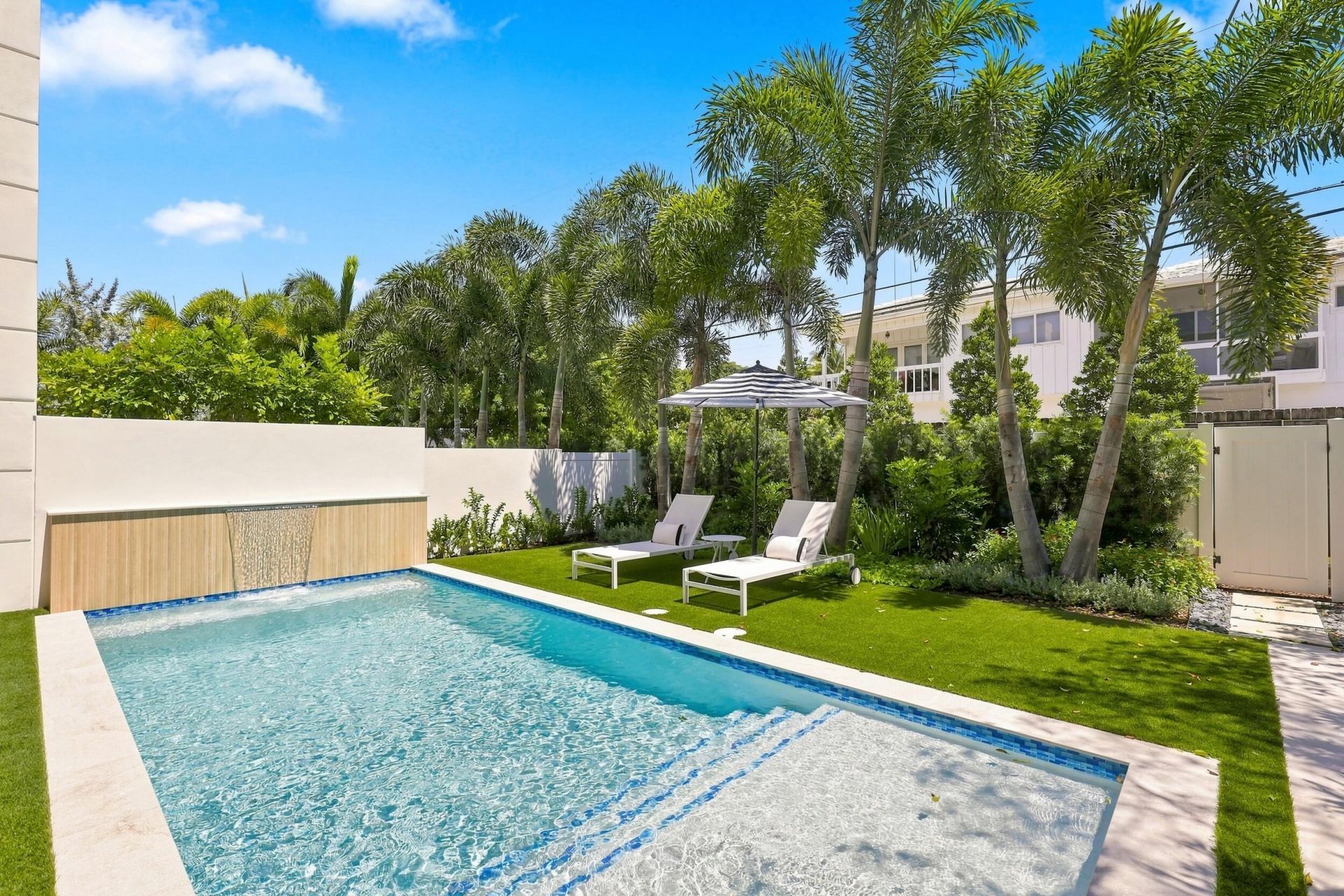 130 NE Wavecrest Way, Boca Raton, FL 33432 Photo