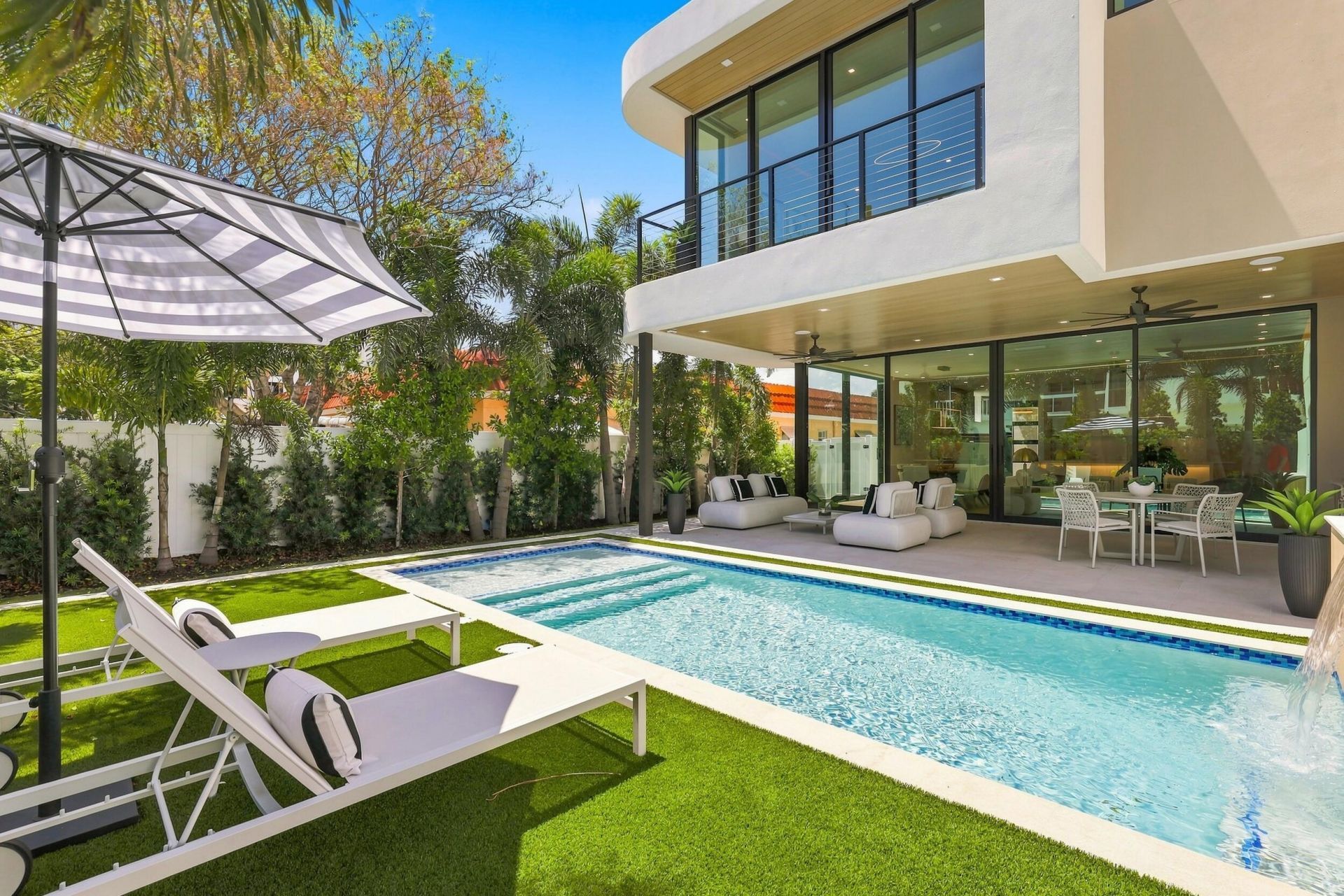 130 NE Wavecrest Way, Boca Raton, FL 33432 Photo