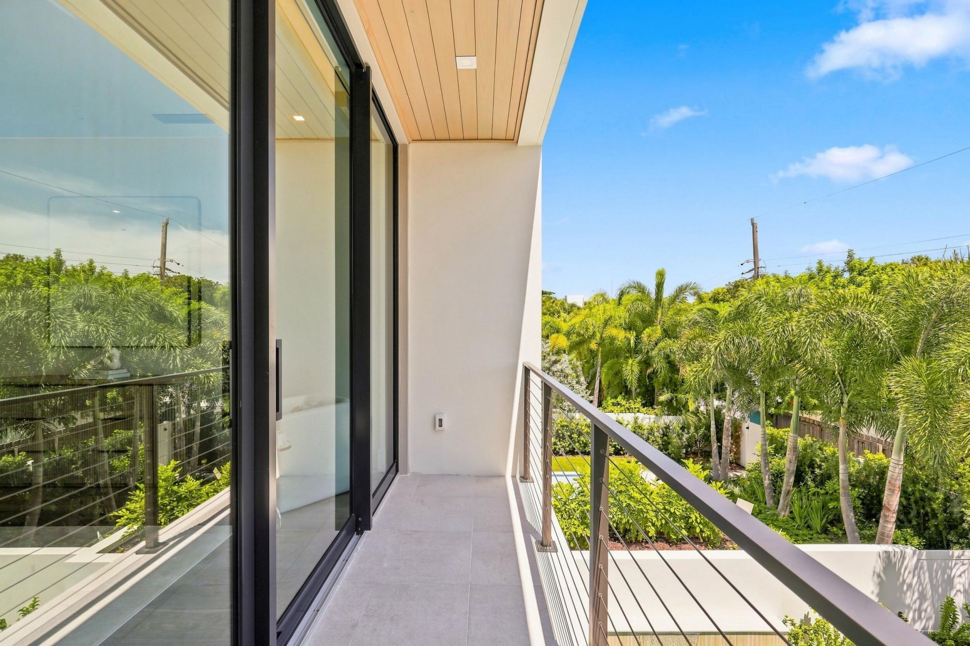 130 NE Wavecrest Way, Boca Raton, FL 33432 Photo