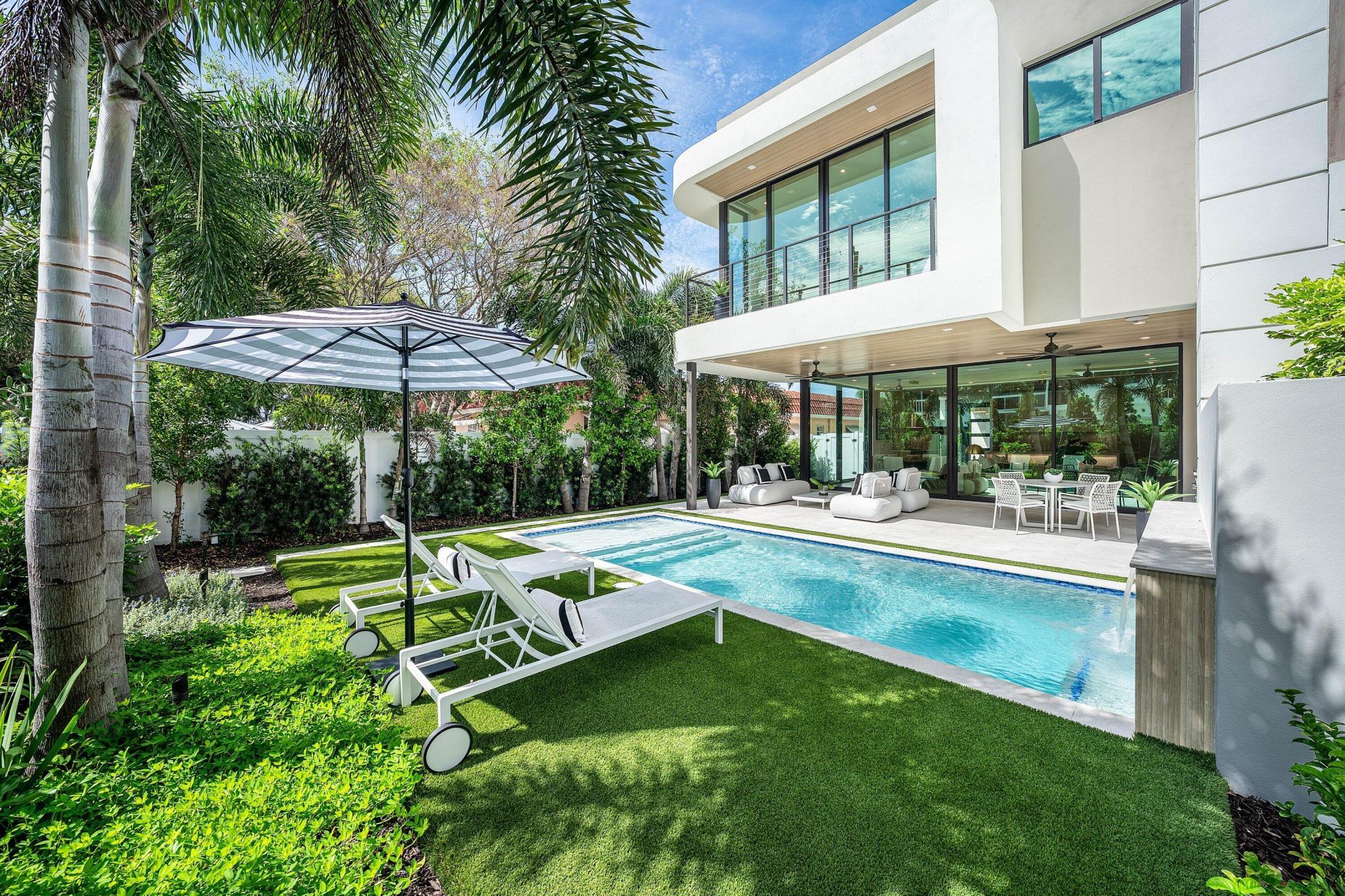 130 NE Wavecrest Way, Boca Raton, FL 33432 Photo