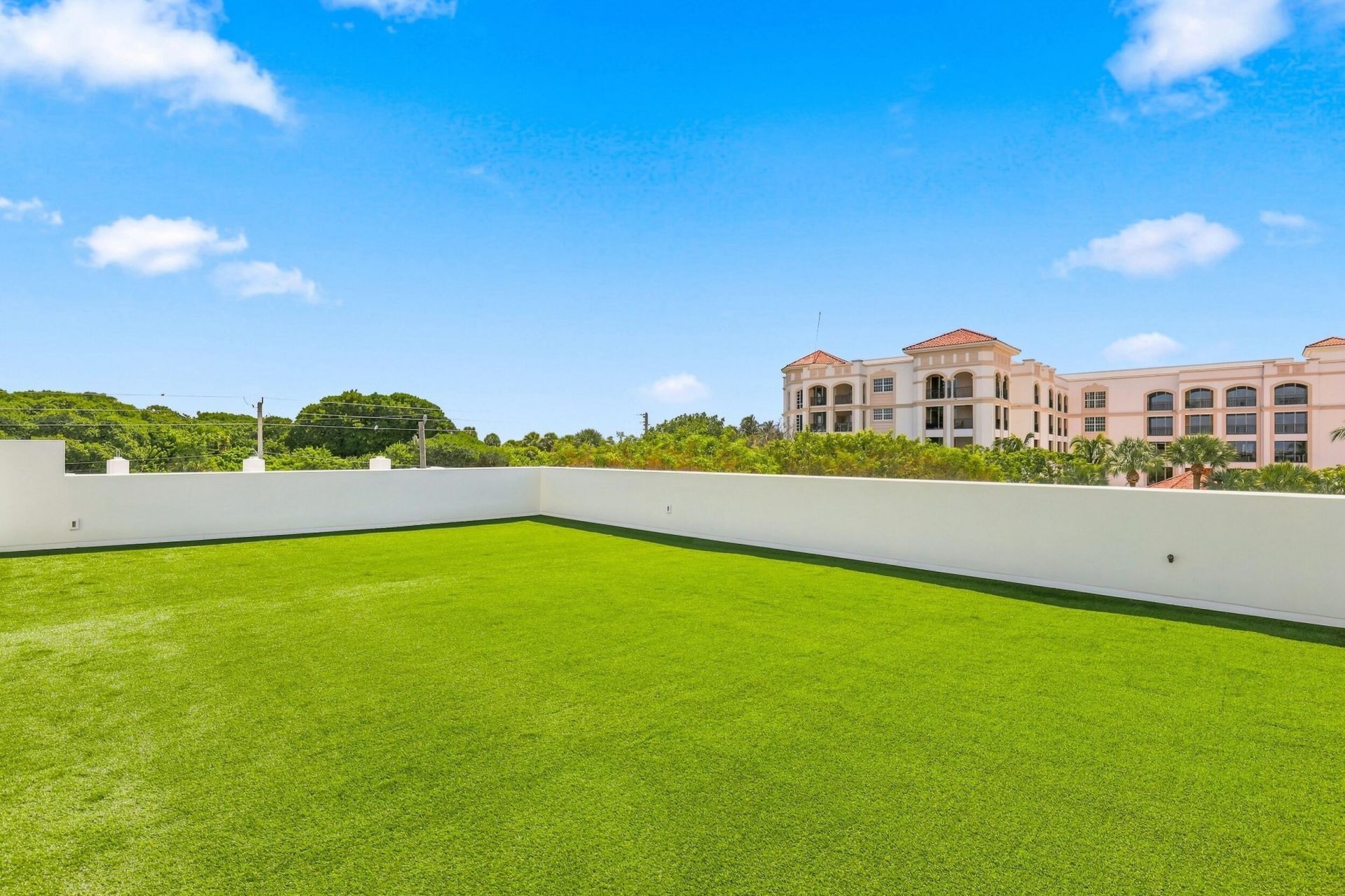 130 NE Wavecrest Way, Boca Raton, FL 33432 Photo