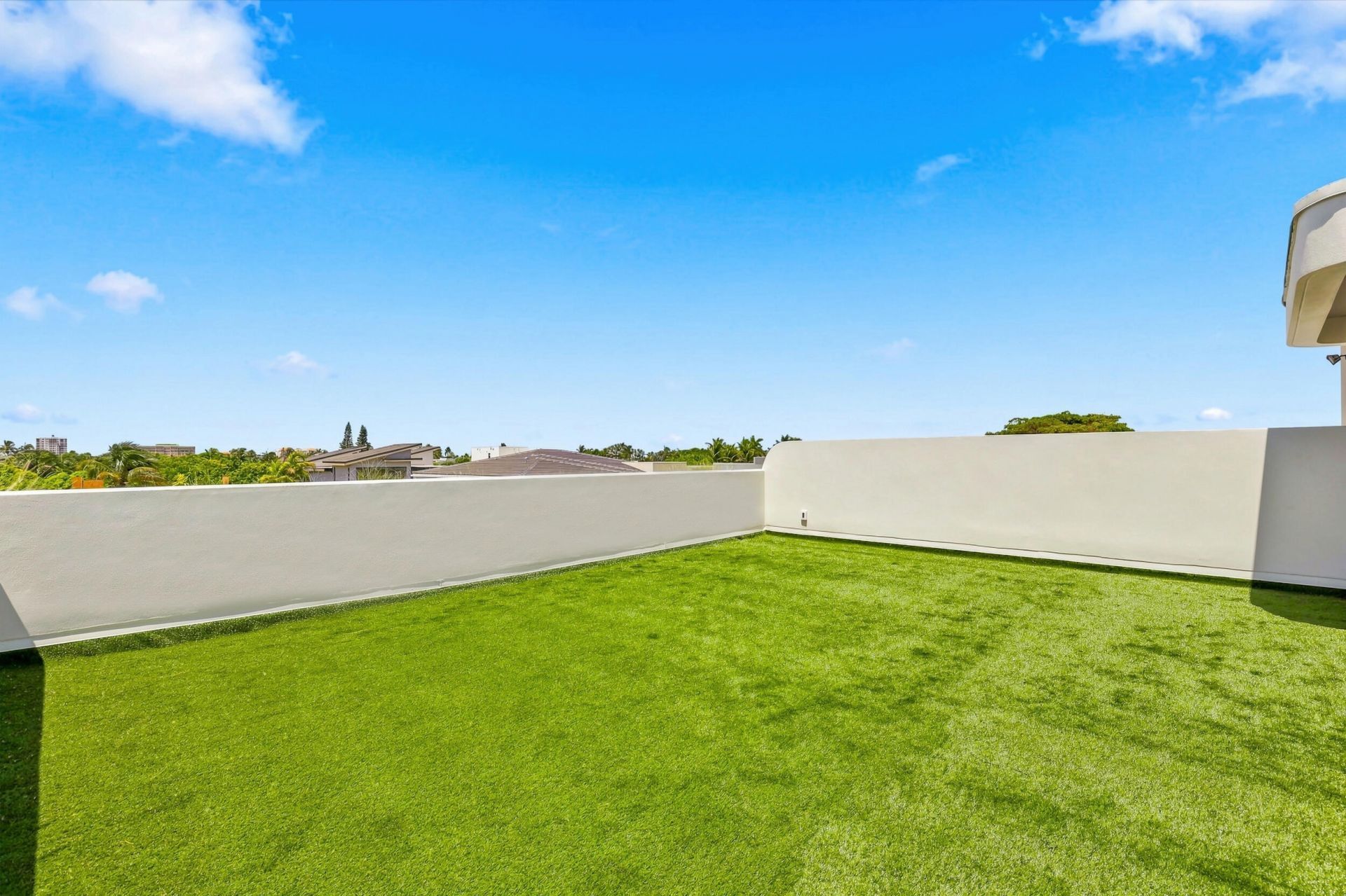 130 NE Wavecrest Way, Boca Raton, FL 33432 Photo