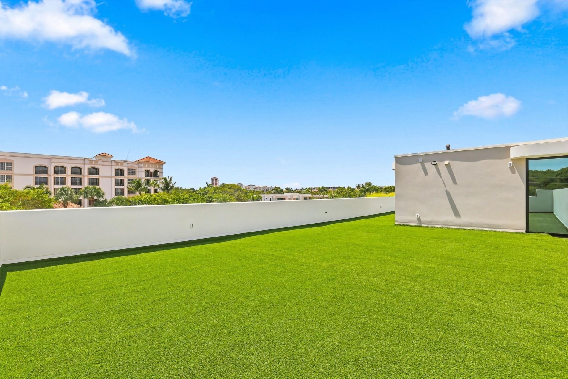 130 NE Wavecrest Way, Boca Raton, FL 33432 Photo