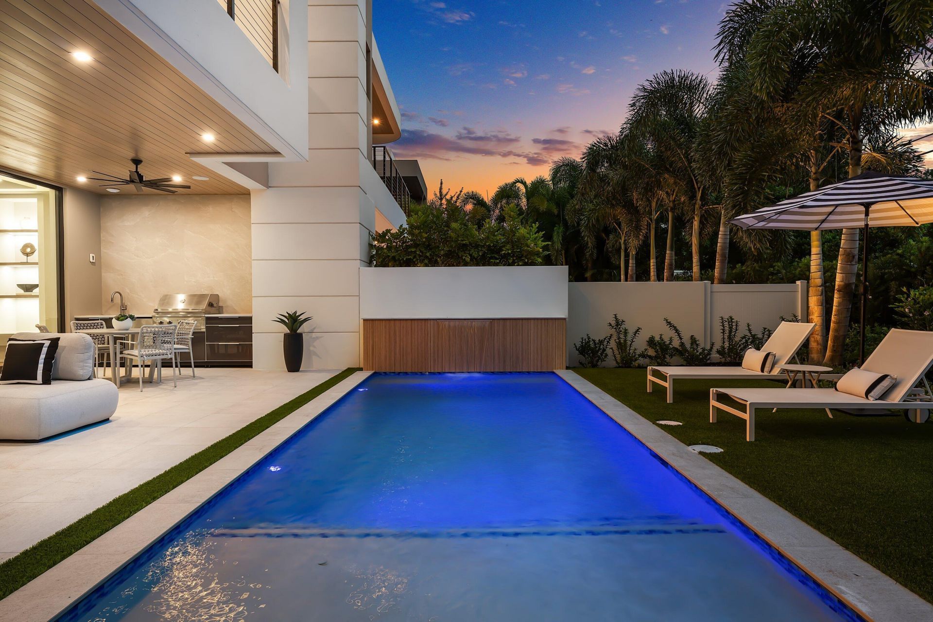 130 NE Wavecrest Way, Boca Raton, FL 33432 Photo
