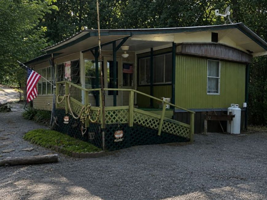 Main Photo
