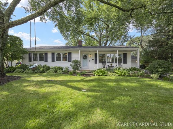 213 W Gartner Road , Naperville, IL 60540