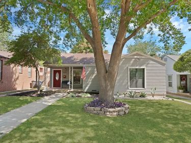 4028 Locke Avenue, Fort Worth, TX 76107