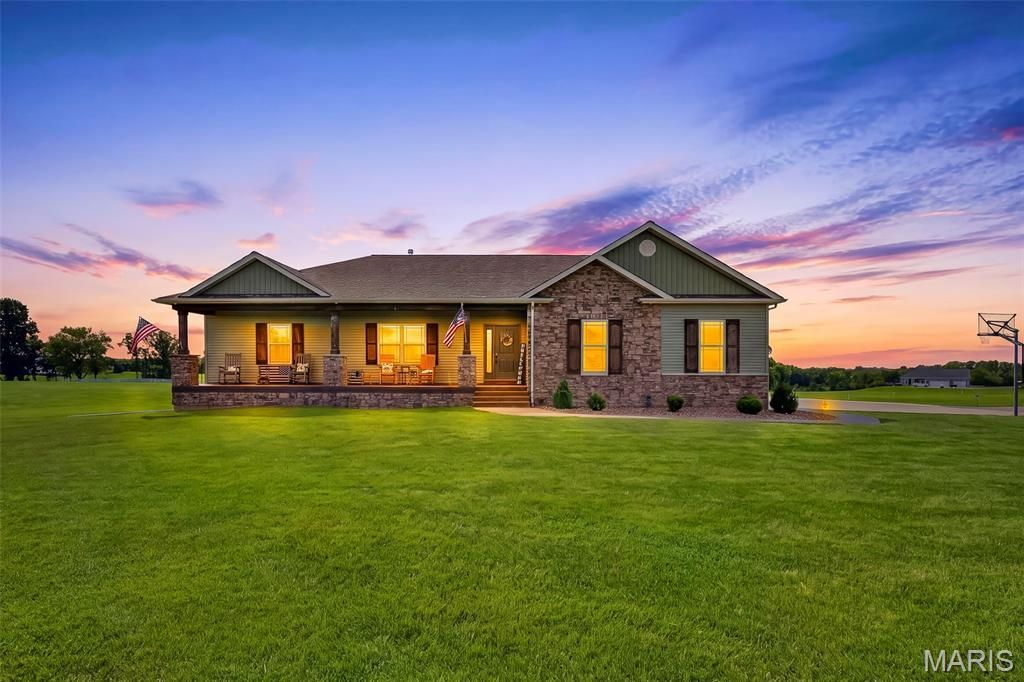 2 Condor Ridge Court, Silex, MO 63377 Main Photo