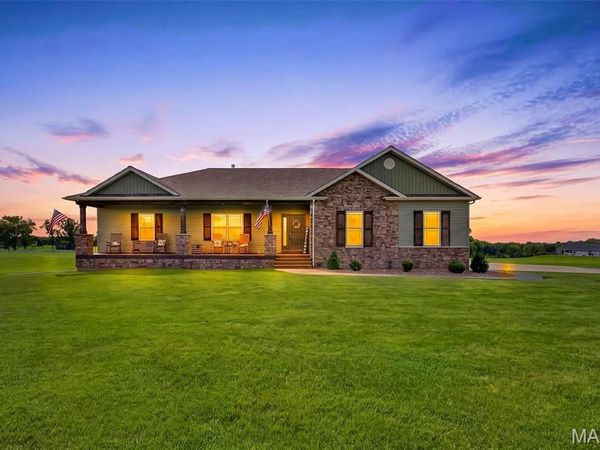 2 Condor Ridge Court, Silex, MO 63377