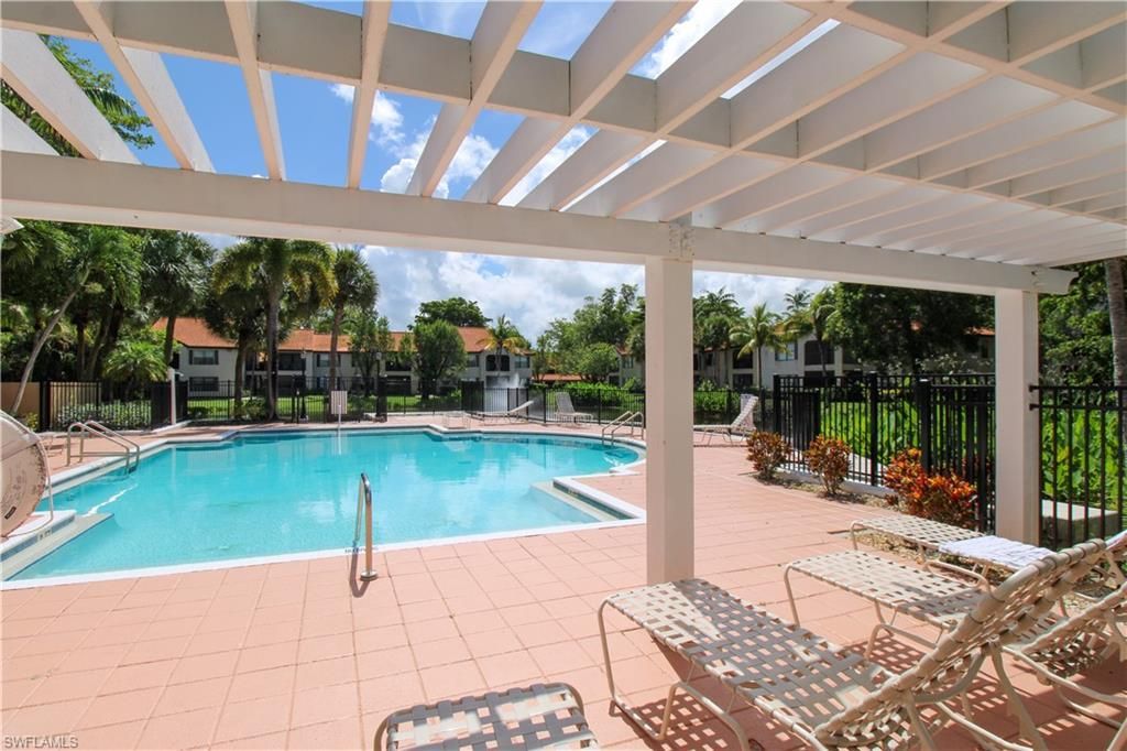 2214 Arbour Walk Cir, Unit 2026, Naples, FL 34109 Photo