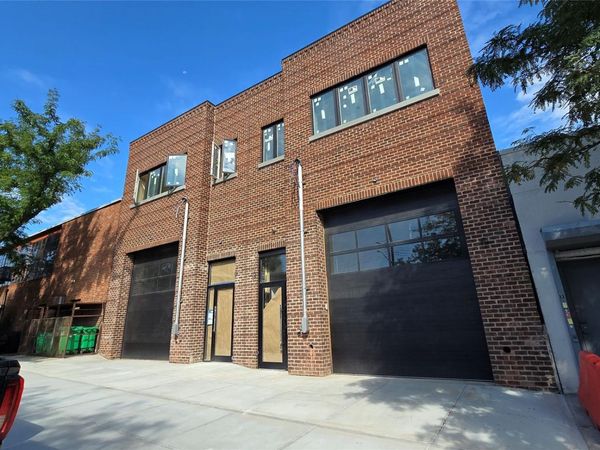 18-26 Steinway Street , Astoria, NY 11105