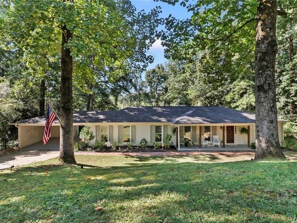 4613 Stonehill Lane, Tuscaloosa, AL 35405
