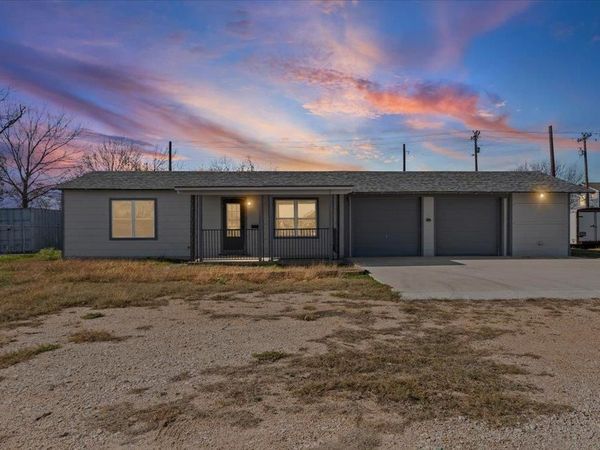301 S Highway 183, Leander, TX 78641