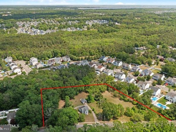 110 STATION ROAD, BAYVILLE, NJ 08721