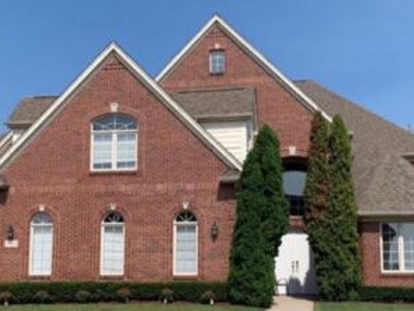 35 Sand Bar Lane, Detroit, MI 48214