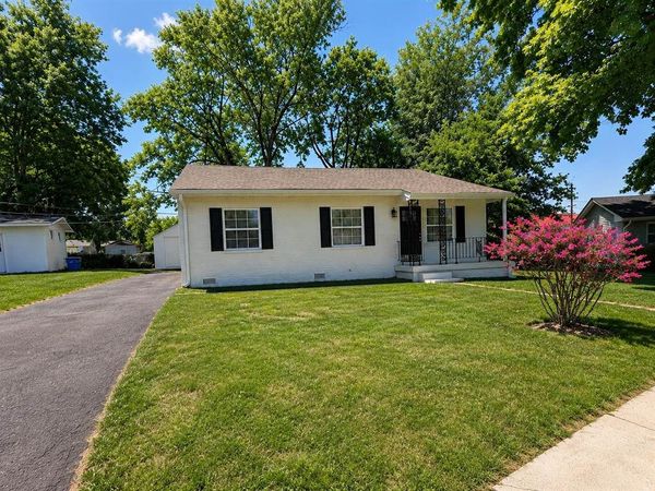 239 Petrie Court , Bowling Green, KY 42101