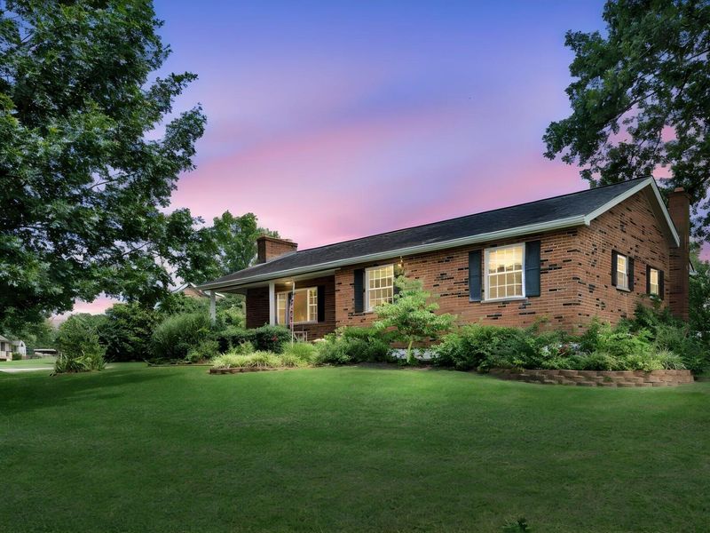623 W Johns Hill Road, Wilder, KY 41076 Photo 2