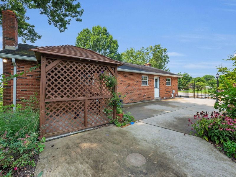 623 W Johns Hill Road, Wilder, KY 41076 Photo 36