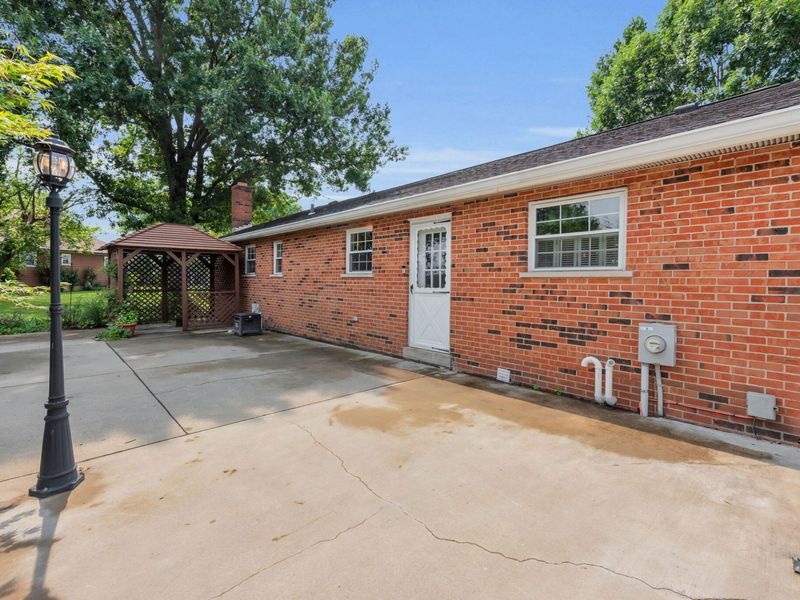 623 W Johns Hill Road, Wilder, KY 41076 Photo 37