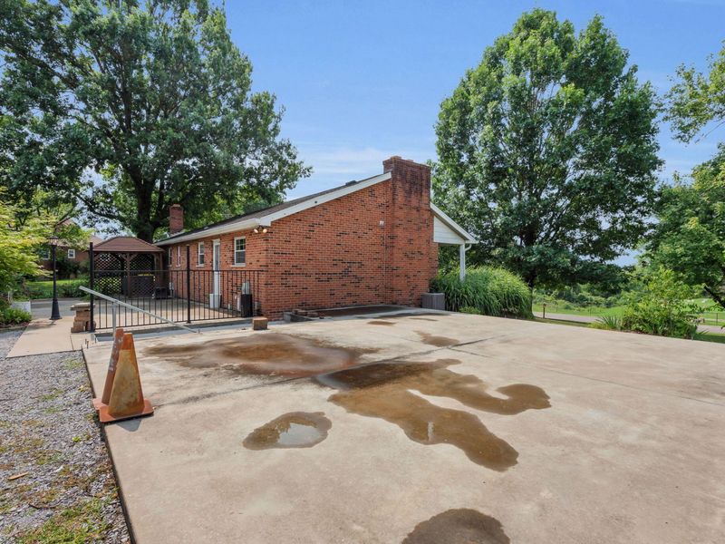623 W Johns Hill Road, Wilder, KY 41076 Photo 38