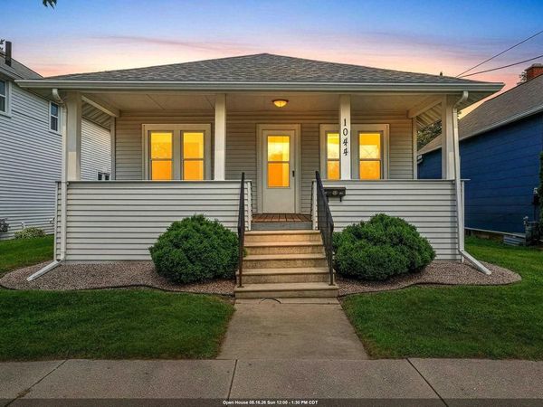 1044 CAROLINE STREET, Green Bay, WI 54303