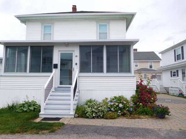 19 Cutler Avenue, Hampton, NH 03842